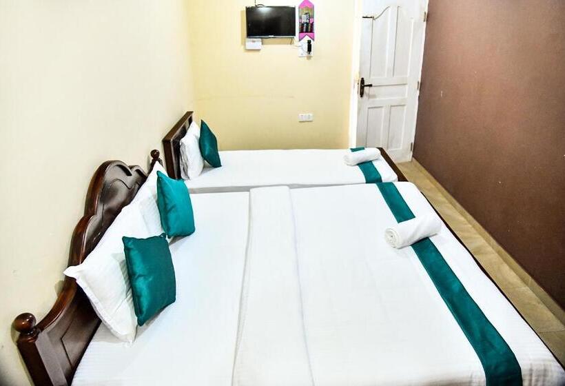 Camera Tripla Deluxe, Sri Krishna Bhavan