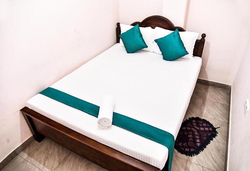 Camera Familiare, Sri Krishna Bhavan