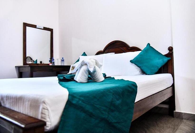 Camera Familiare, Sri Krishna Bhavan