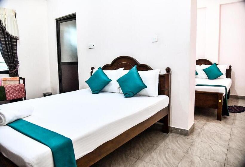 Camera Familiare, Sri Krishna Bhavan