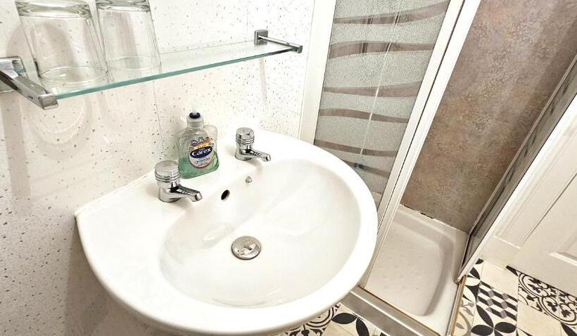 标准间, Mystayinn Kinloch Lodge