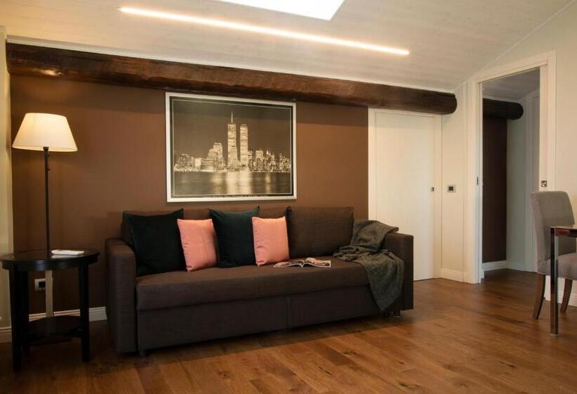 חדר דלוקס לארבעה, Cascina36 B&b