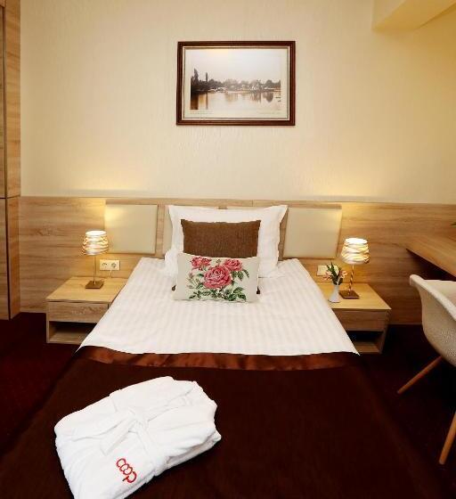 חדר דלוקס יחיד, Coop  Sofia