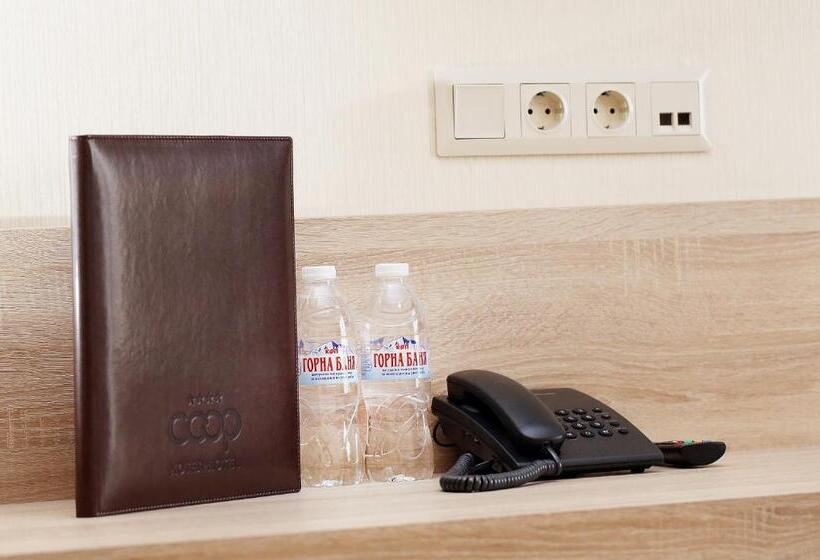 סטודיו דלוקס, Coop  Sofia