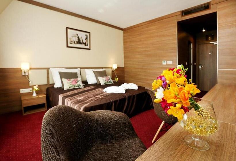 חדר דלוקס, Coop  Sofia