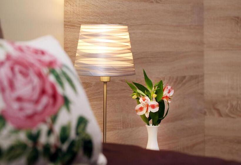 סוויטה דלוקס, Coop  Sofia