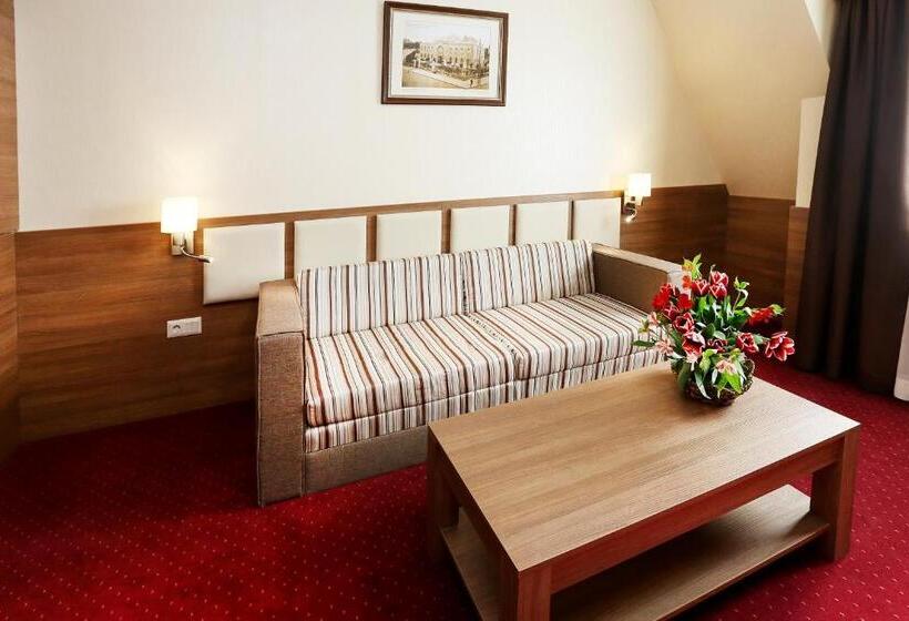 סוויטה דלוקס, Coop  Sofia