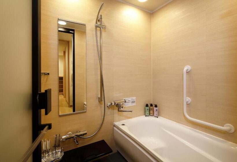 家庭间, Monterey Himeji