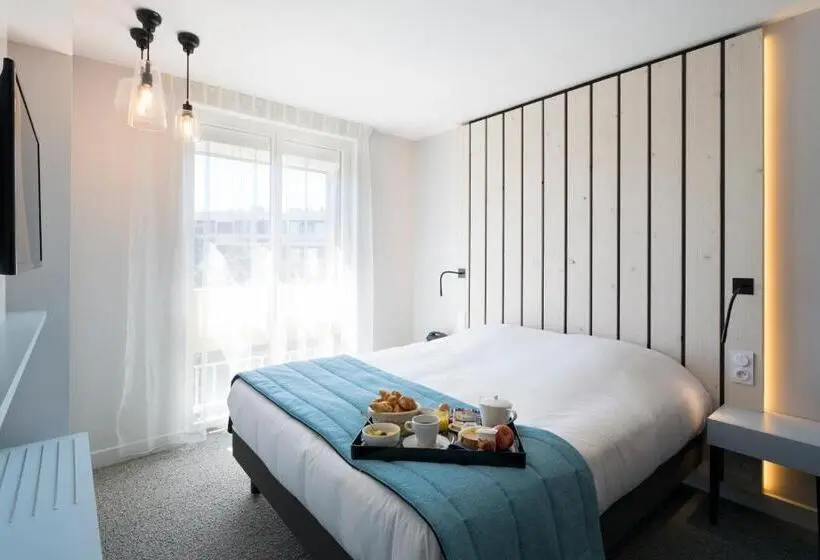 Standard-huone, Logis Hôtel Les Pins   Opéralia