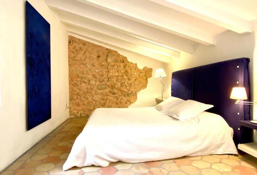 סוויטת ג'וניור עם טרסה, Refugio Son Pons