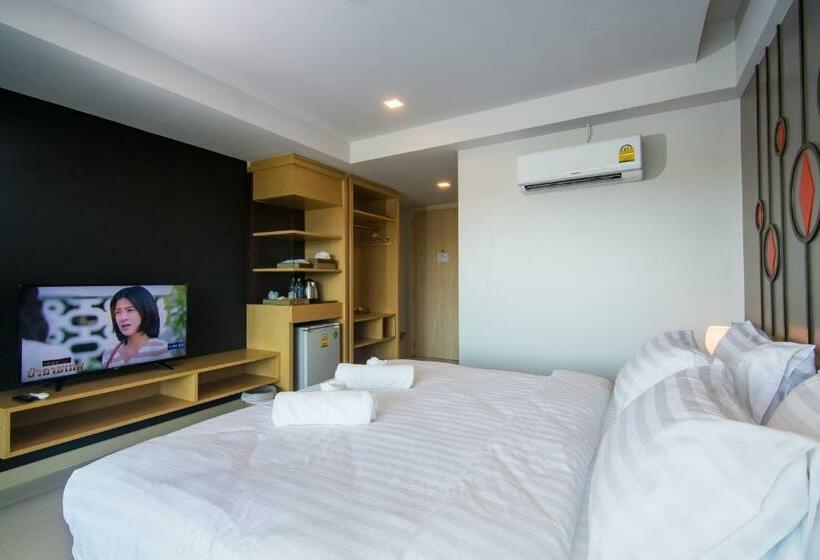 غرفة قياسية سرير كينج, The Peak