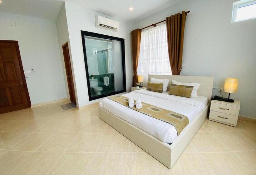 חדר דחוקס עם מיטת קינג, Mekongview 1 Condotel