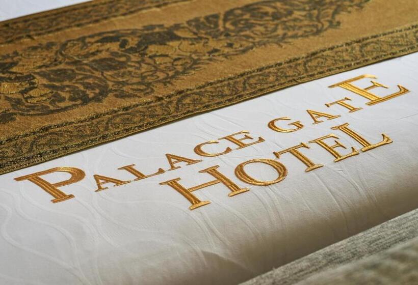 סוויטה עם נוף לנהר, Palace Gate Hotel & Resort By Ehm