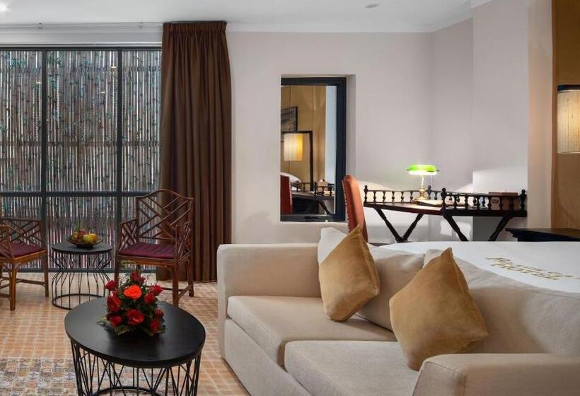 חדר מלכותי, Palace Gate Hotel & Resort By Ehm
