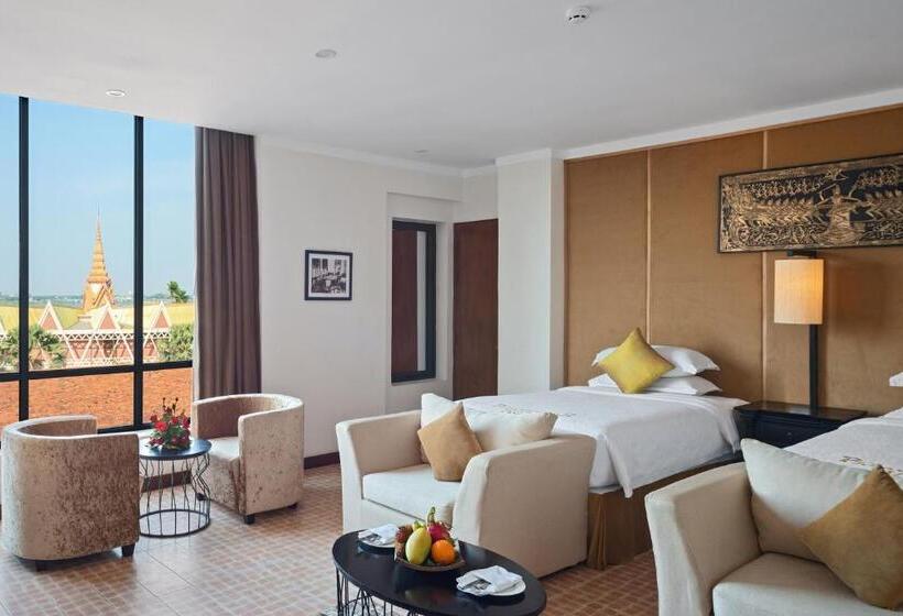 Королевский Номер, Palace Gate Hotel & Resort By Ehm