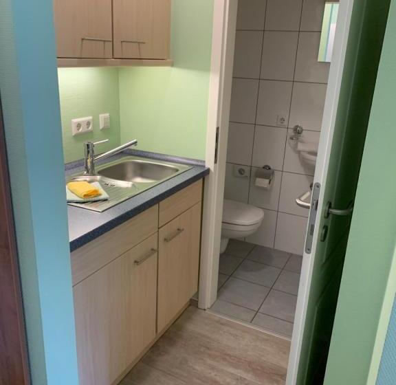 سوییت اجرایی, Suite Hotel Villa Erika