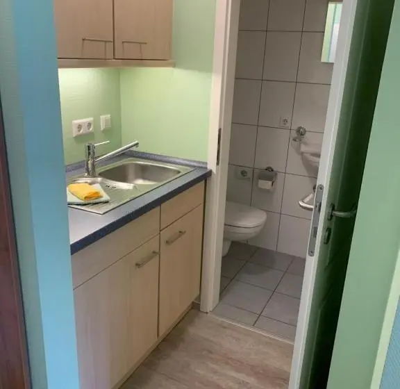 سوییت اجرایی, Suite Hotel Villa Erika