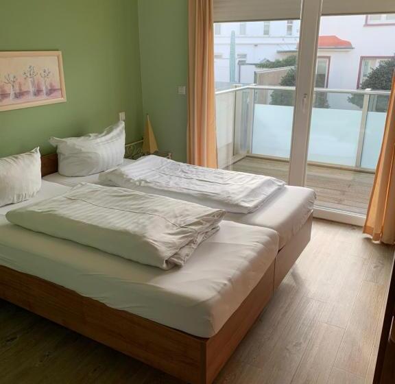 سوییت اجرایی, Suite Hotel Villa Erika