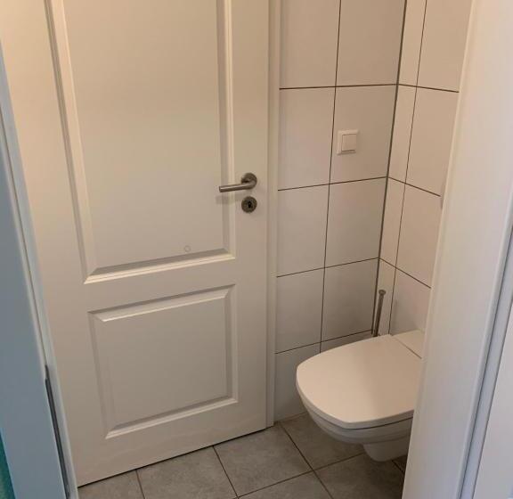 سوییت جونیور با بالکن, Suite Hotel Villa Erika