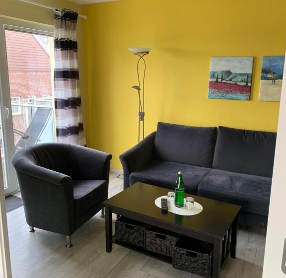 سوییت جونیور لوکس, Suite Hotel Villa Erika