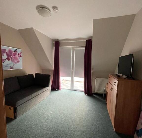 سوییت دوبلکس, Suite Hotel Villa Erika