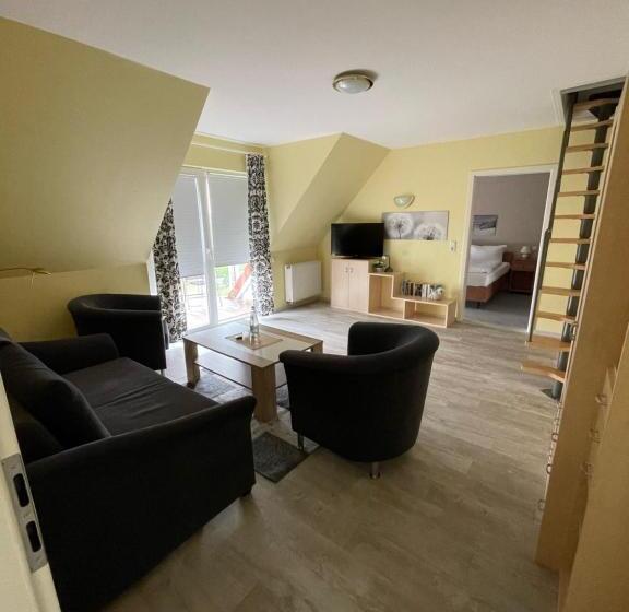 سوییت دوبلکس, Suite Hotel Villa Erika