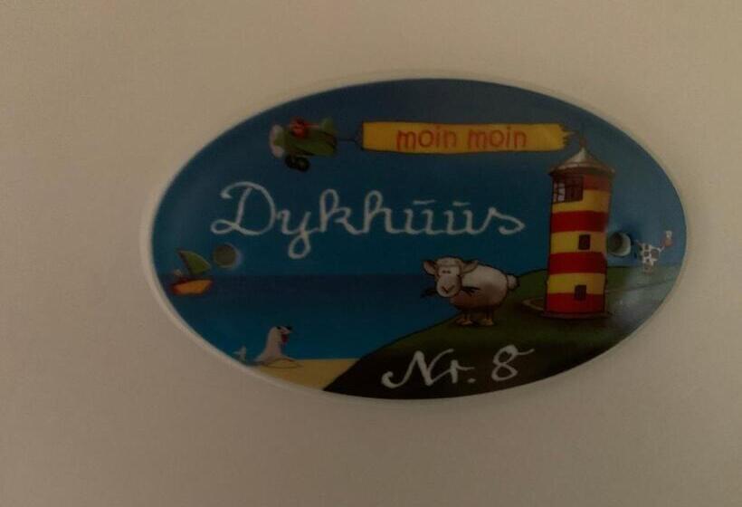 سوییت جونیور لوکس, Suite Hotel Villa Erika