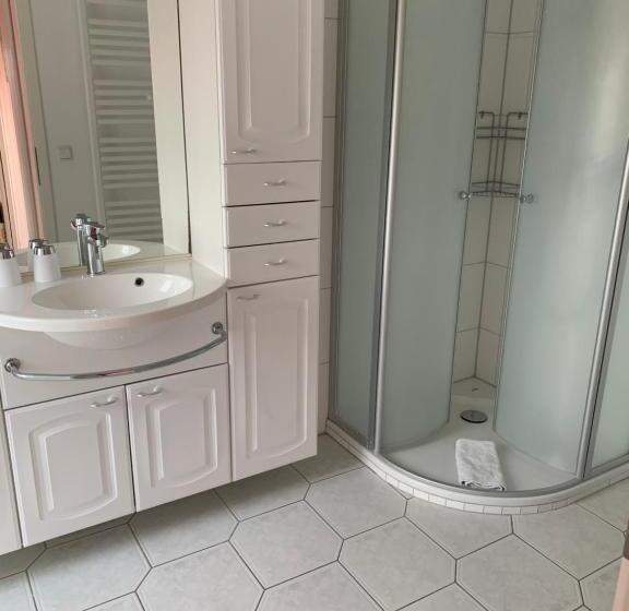 سوییت دوبلکس, Suite Hotel Villa Erika