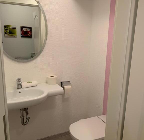 سوییت جونیور با بالکن, Suite Hotel Villa Erika