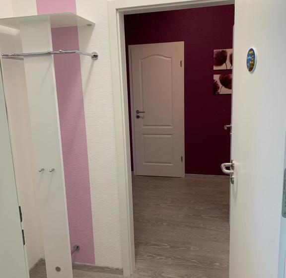 Полулюкс с Балконом, Suite Hotel Villa Erika