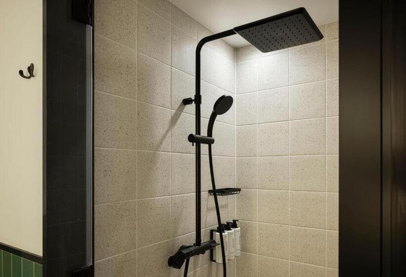 Номер Стандарт, Caption By Hyatt Namba Osaka