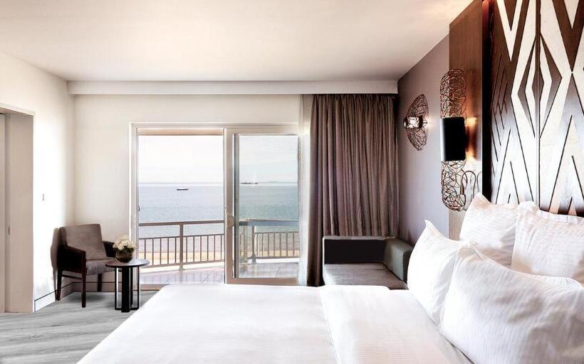 جناح مطلّ علي البحر, Crowne Plaza Fiji Nadi Bay Resort & Spa, An Ihg