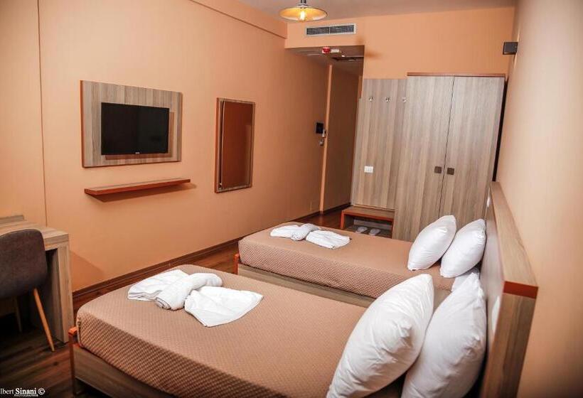 غرفة قياسية, Arc Hotel Tirana