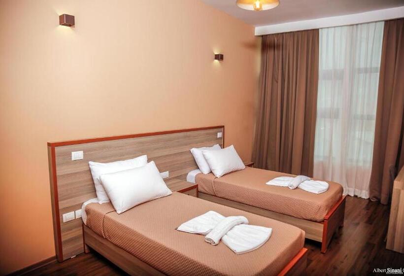 غرفة قياسية, Arc Hotel Tirana