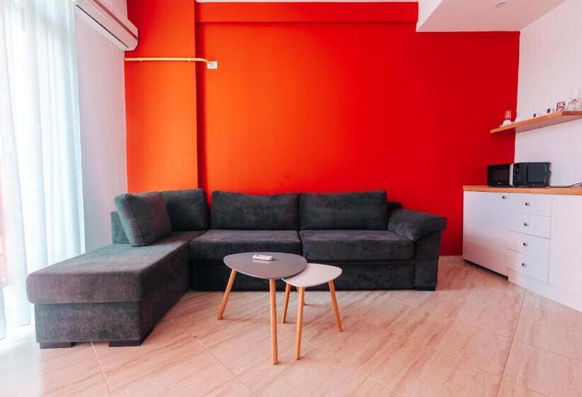 شقة غرفة نوم واحدة مزودة بشُرفة, Arc Hotel Tirana