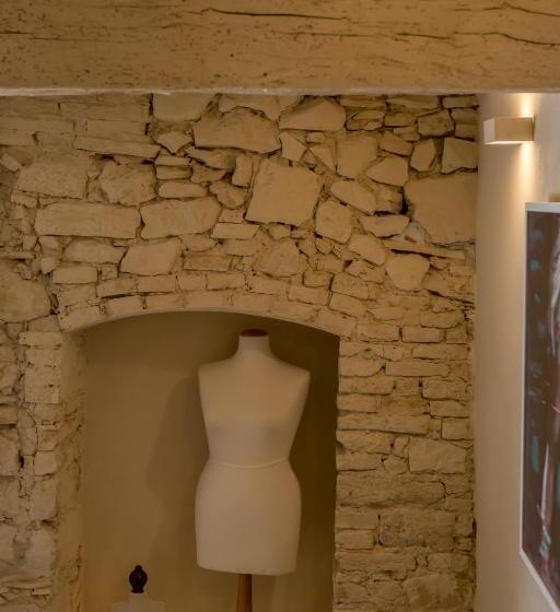 סוויטה, Camere Di Via Montebello