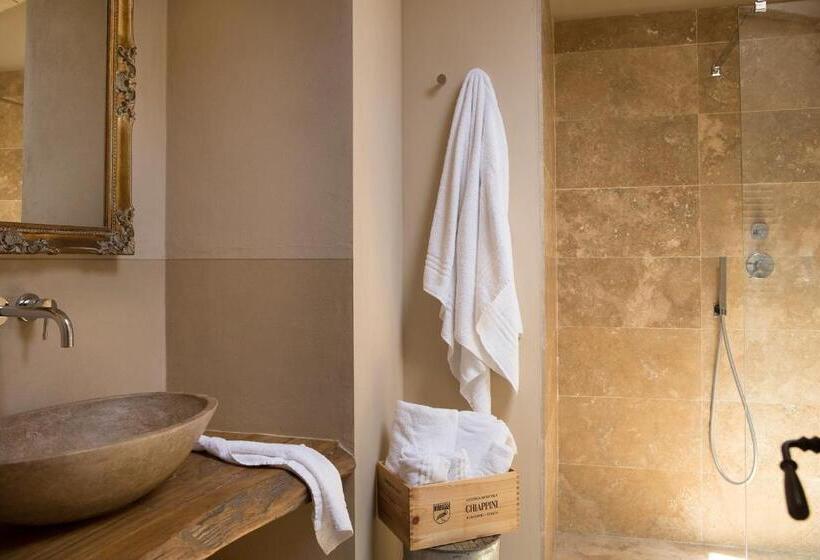 סוויטה, Camere Di Via Montebello