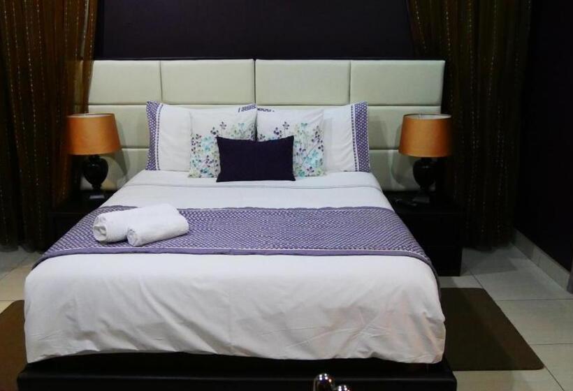 سوییت اجرایی, Inca Rose Guest House