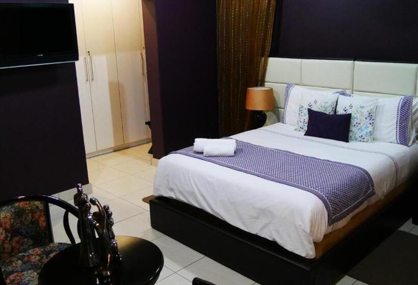 سوییت اجرایی, Inca Rose Guest House