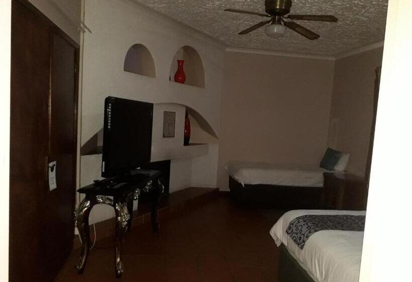 اتاق استاندارد سه نفره, Inca Rose Guest House