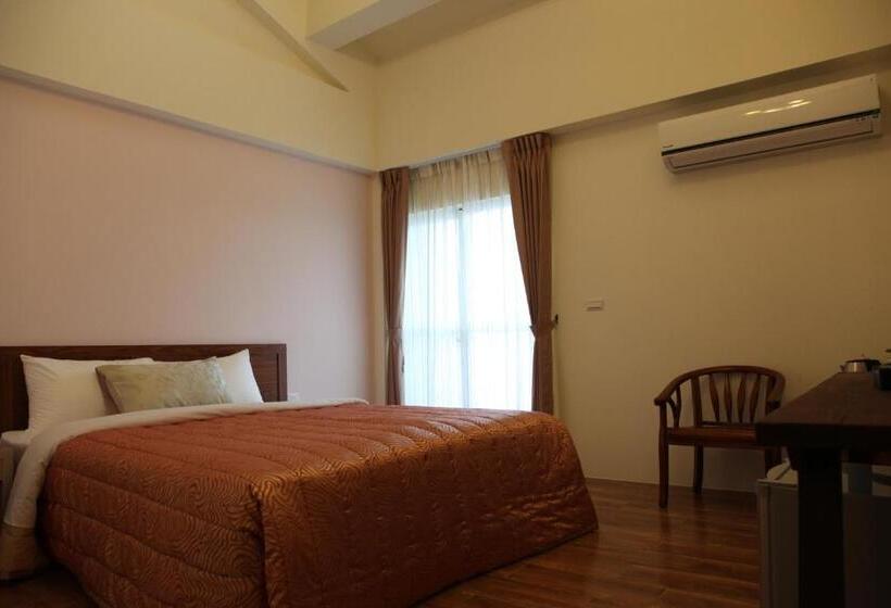 اتاق سوپریور با تخت بزرگ, He Sen B&b