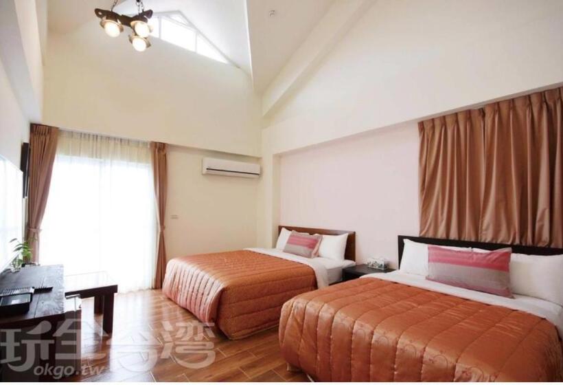 اتاق سوپریور چهار تخته, He Sen B&b