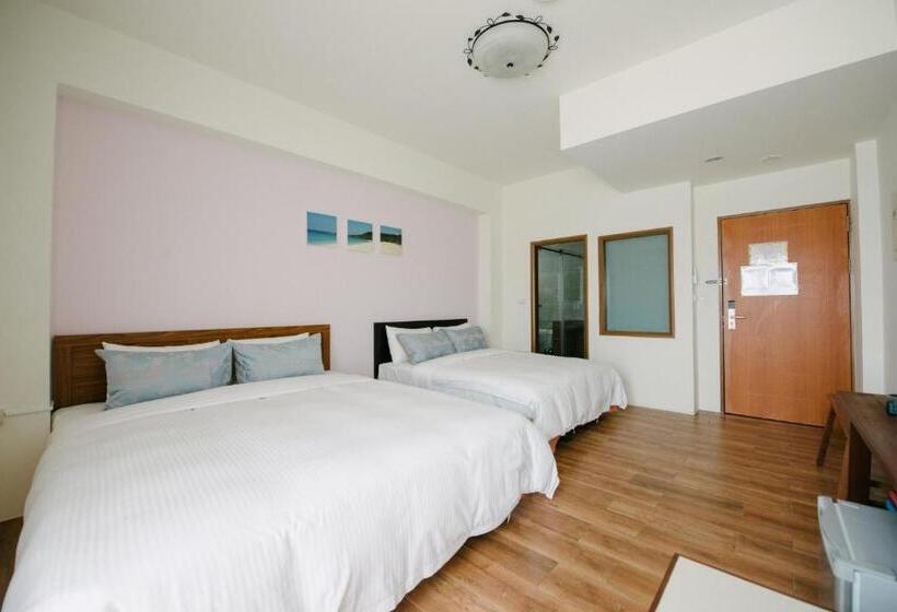 اتاق سوپریور چهار تخته, He Sen B&b
