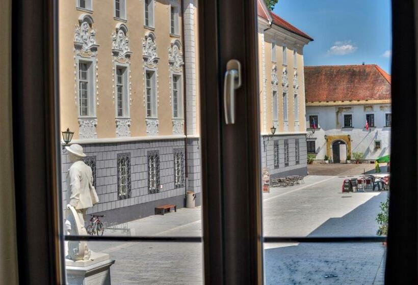 اتاق سوپریور, Hiša Linhart, Hotel & Restaurant