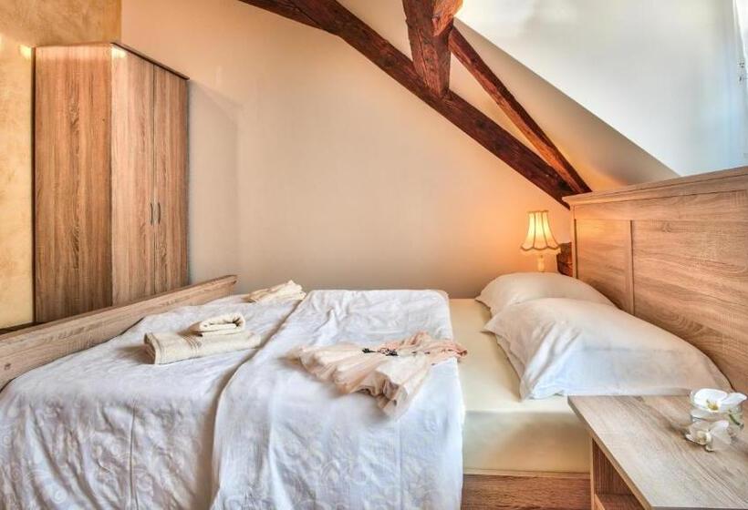 اتاق استاندارد, Hiša Linhart, Hotel & Restaurant