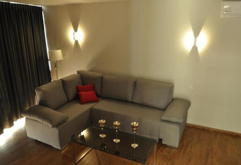 סוויטה דלוקס, Amd