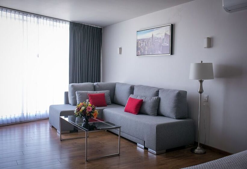 סוויטה דלוקס, Amd