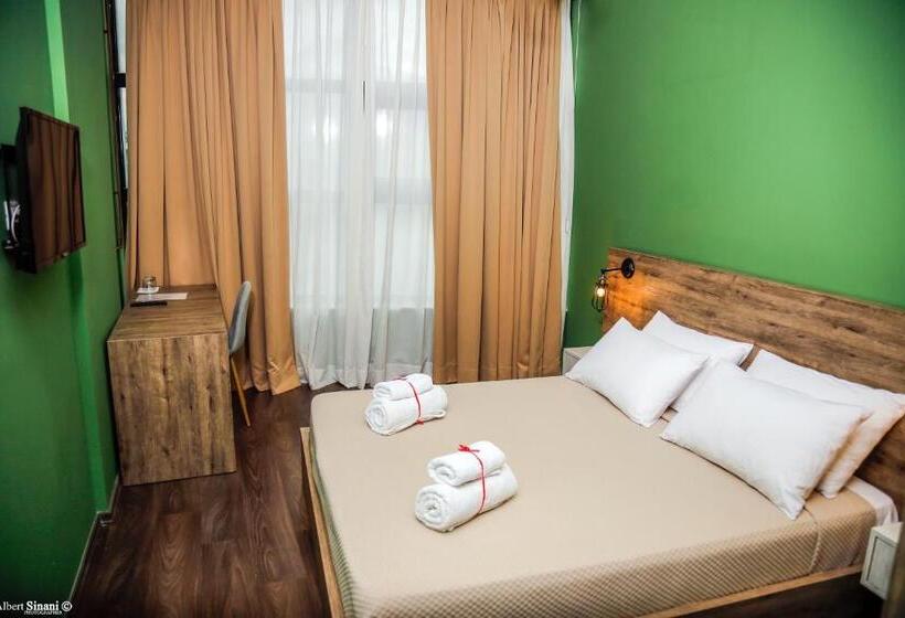غرفة قياسية, Arc Hotel Tirana