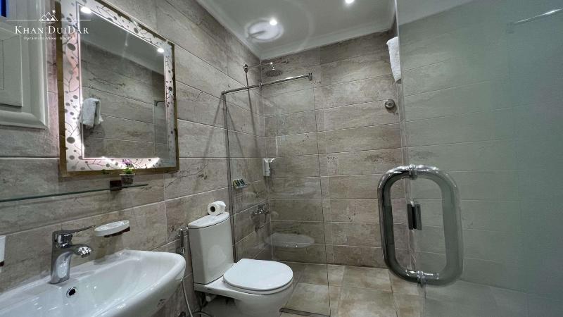 غرفة قياسية ثلاثية, Arc Hotel Tirana