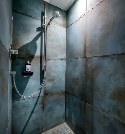 Quarto Deluxe, Frechdachs